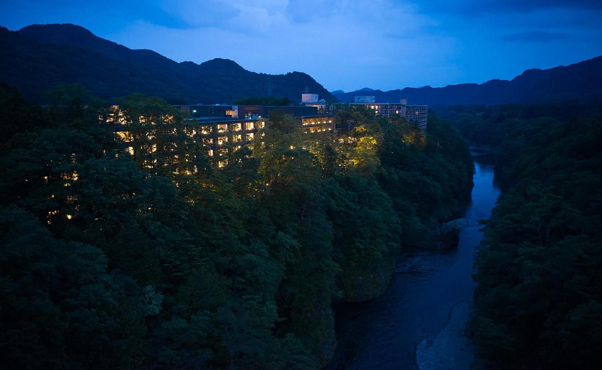 Отель Kinugawa Keisui Никко Экстерьер фото