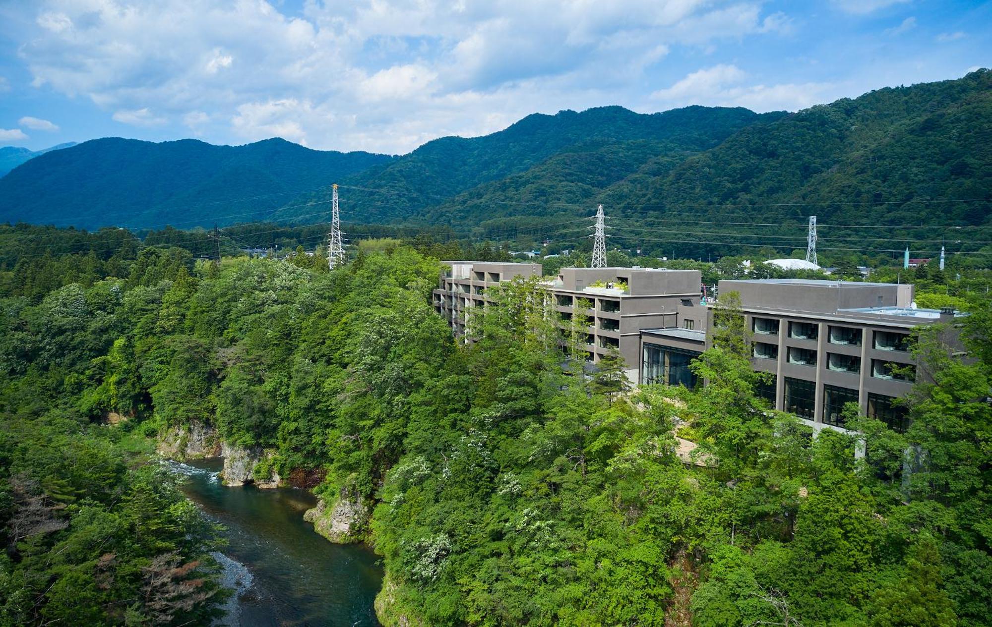 Отель Kinugawa Keisui Никко Экстерьер фото
